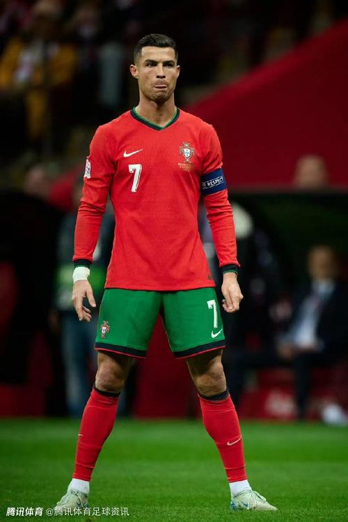 [国内足球]李新宇扑球失误 古斯塔沃轻松破门