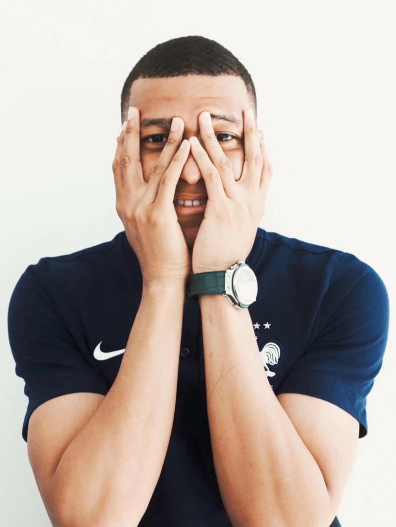 45分7板3助2断2帽！小卡打疯了，一战刷爆多项NBA纪录，快船起飞